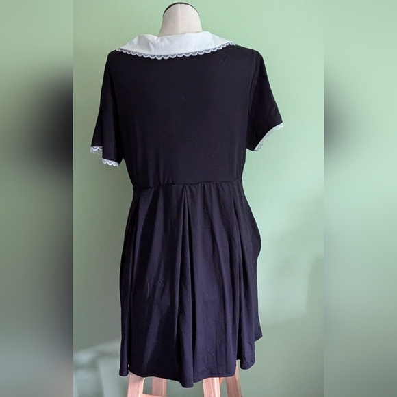 Lace Collar Black Dress - Picture 3 of 7